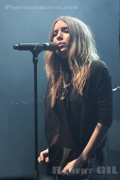 LYKKE LI - 2011-10-29 - PARIS - Espace Charlie Parker - Grande Halle - 